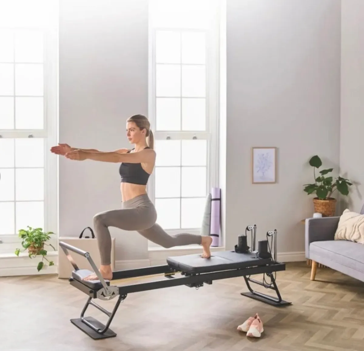 Pilates reformer machine - Image 2