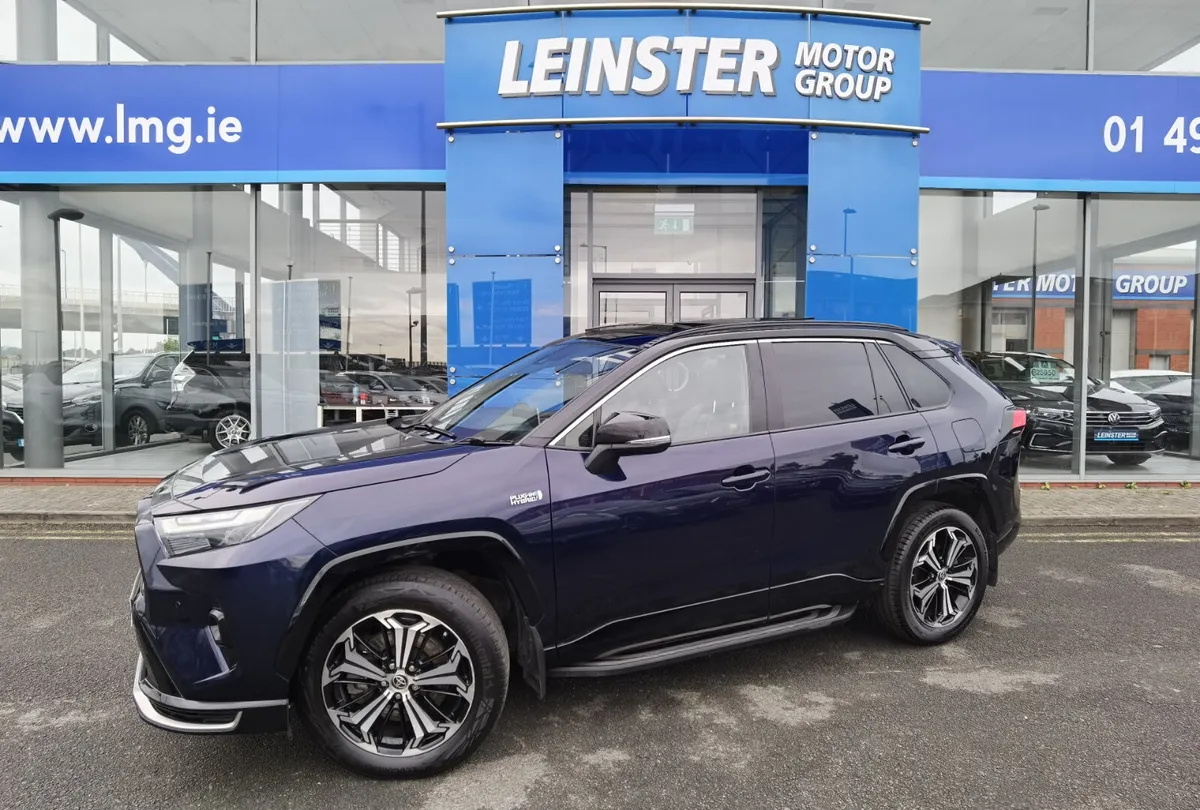 TOYOTA RAV4 2.5 DYNAMIC PREMIUM AWD *MASSIVE SPEC* - Image 1