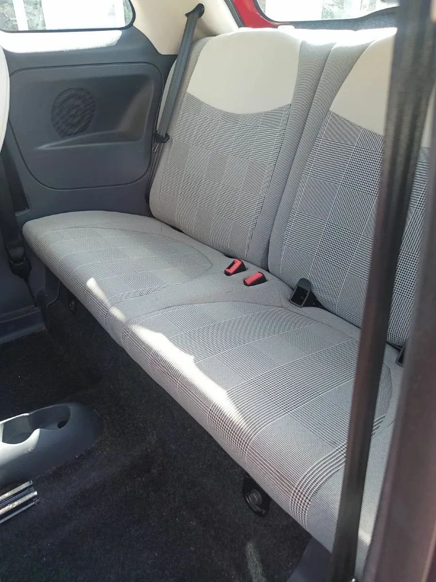 Fiat 500 2015 **low milleage*** 1.2 Lounge - Image 4