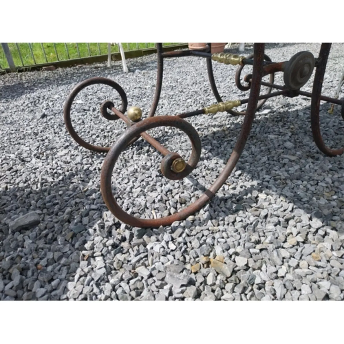 Butchers wrought iron table with marble top - Image 3