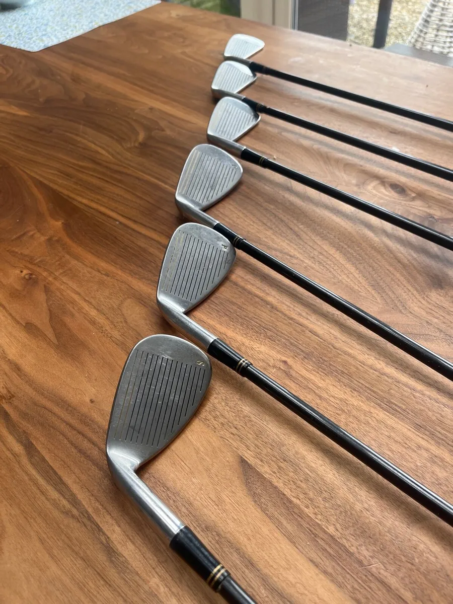 Golf clubs - Image 1