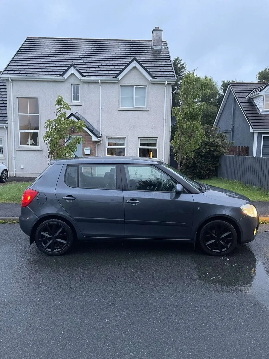 Skoda Fabia 2009 - Image 3