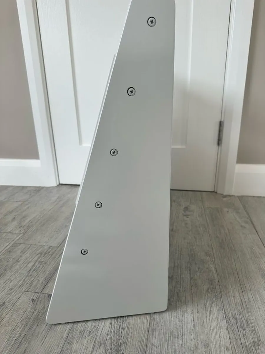 Childs bookcase - Image 2