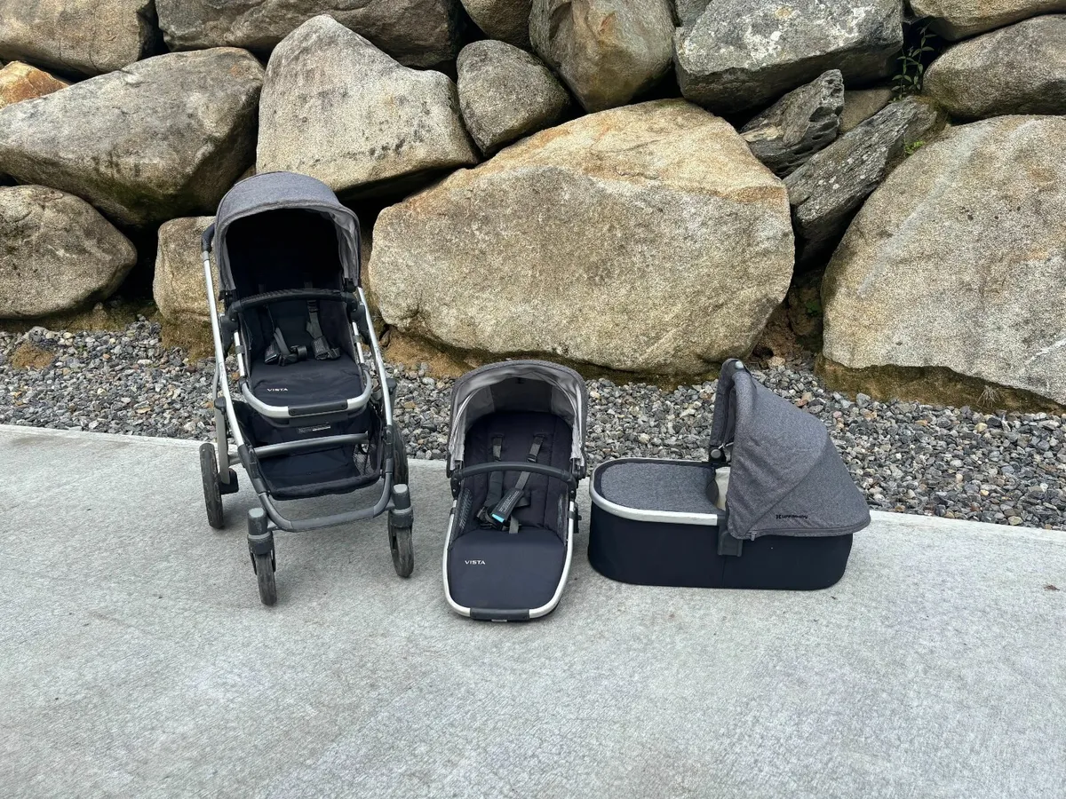 UppaBaby Vista V2 Double Buggy - Image 1