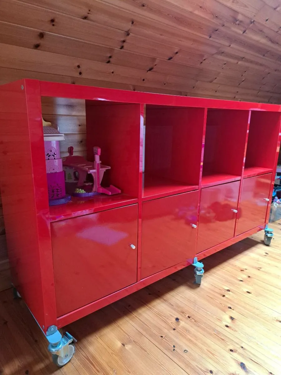 Cabinet - Image 2