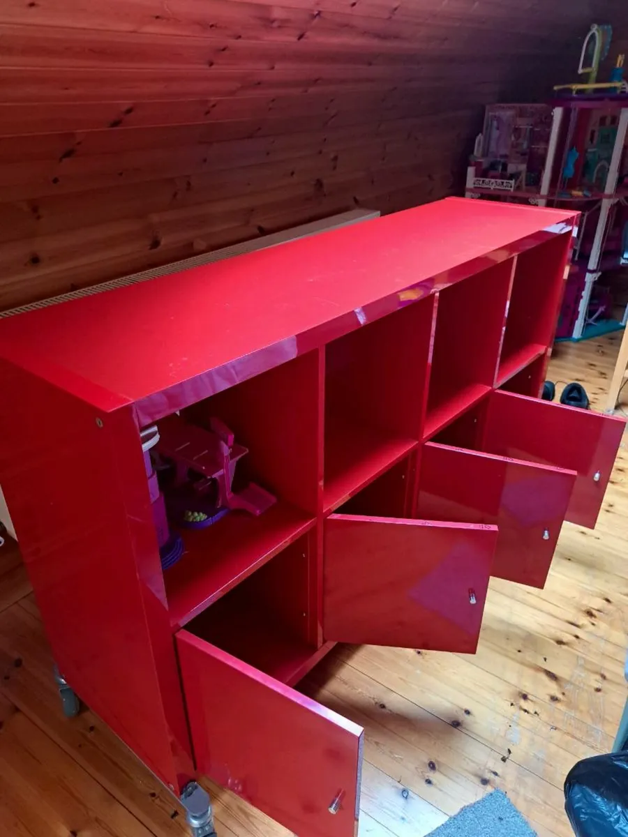 Cabinet - Image 4