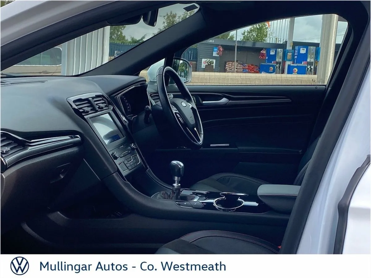 Ford Mondeo St-line 2.0l 150PS With Extras - Image 4