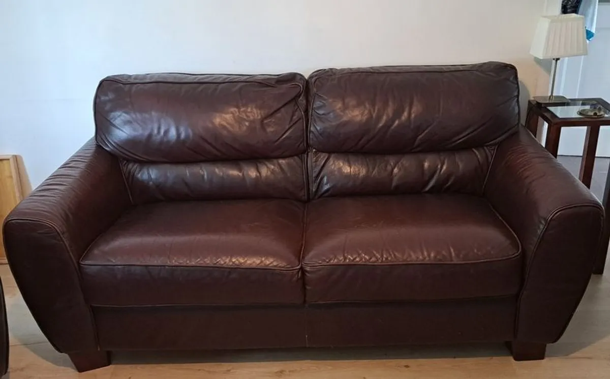 Chocolate leather couch - Image 1