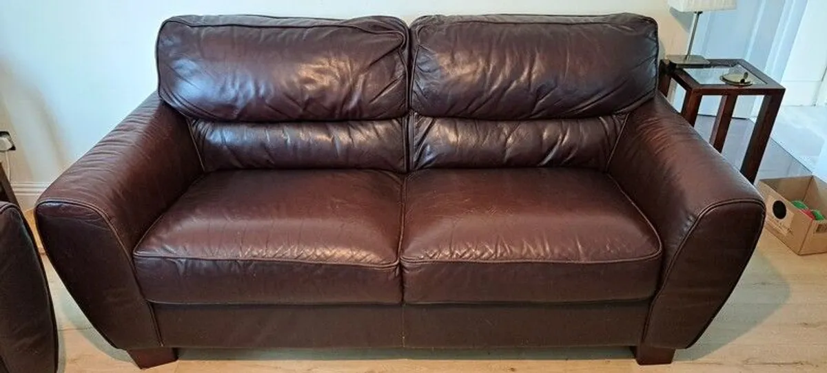 Chocolate leather couch - Image 2