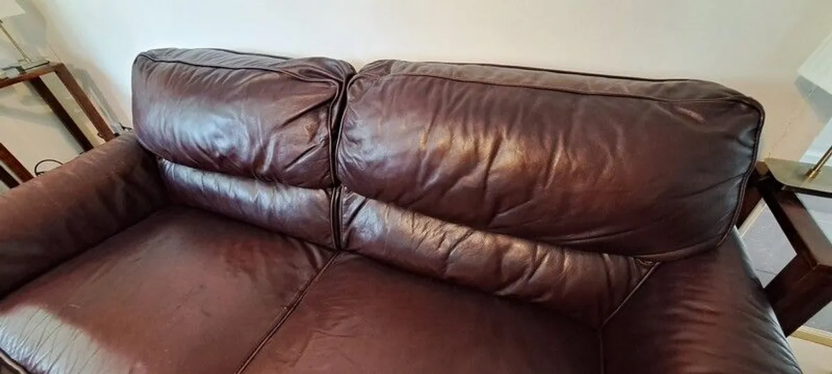 Chocolate leather couch - Image 3