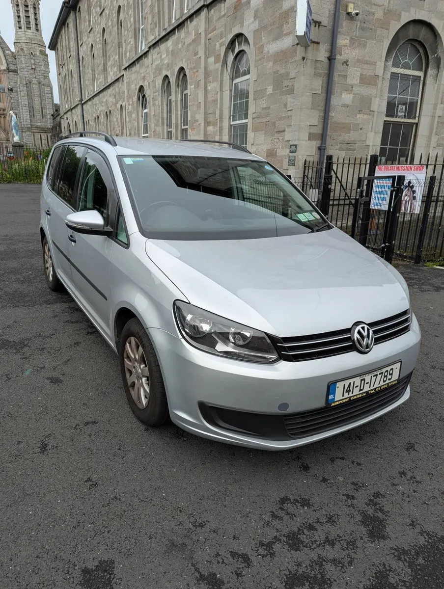 Volkswagen Touran 2014 - Image 1