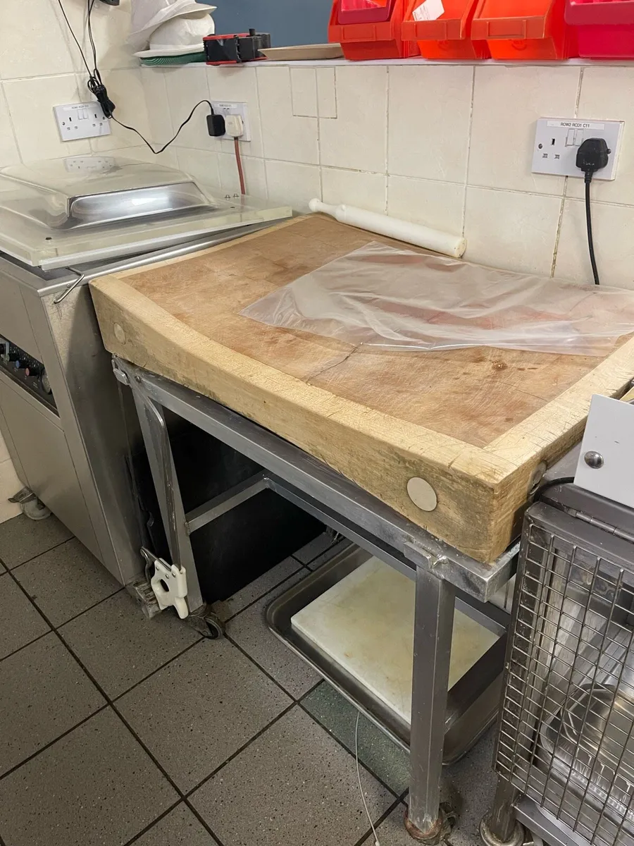 Shop equipment - Image 3