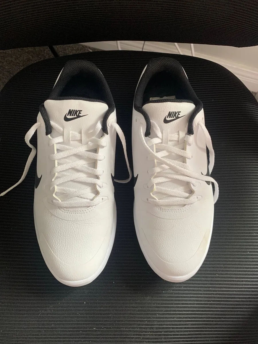 Golf Shoes - Image 2
