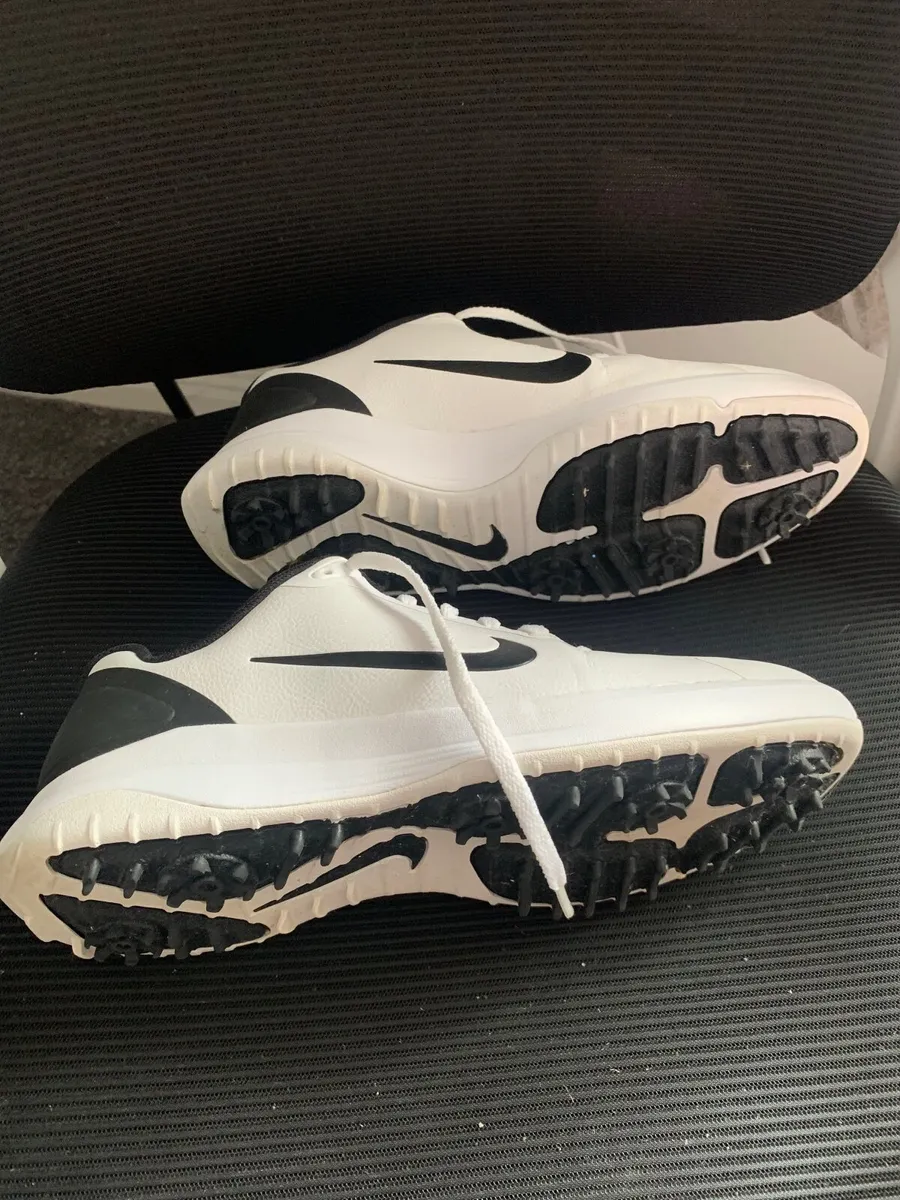 Golf Shoes - Image 3