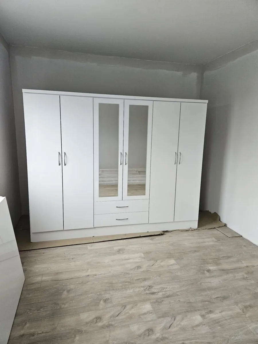 WARDROBES CALL DARREN 087 2927892 - Image 2