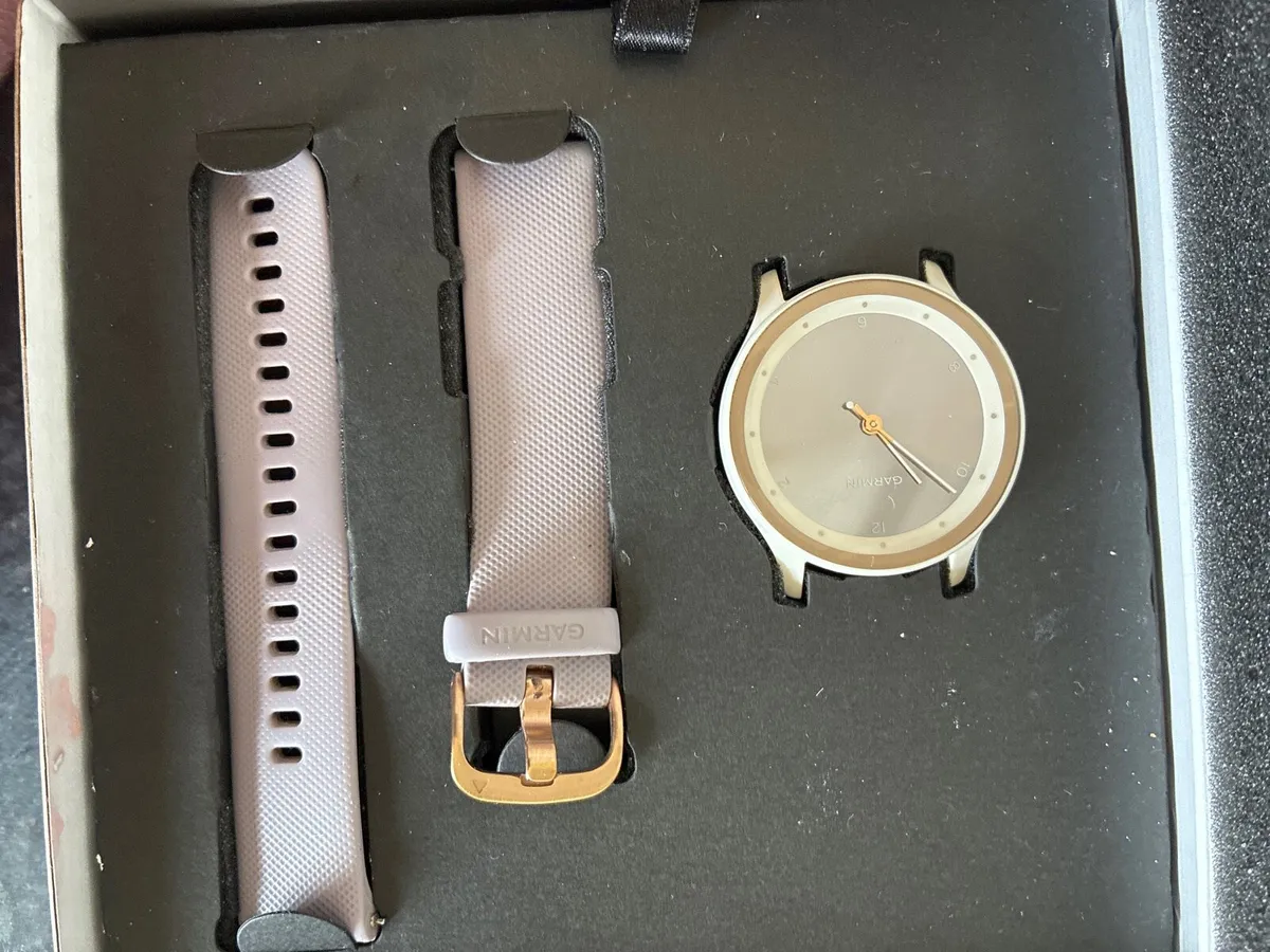 Garmin vivomove sport - Image 1