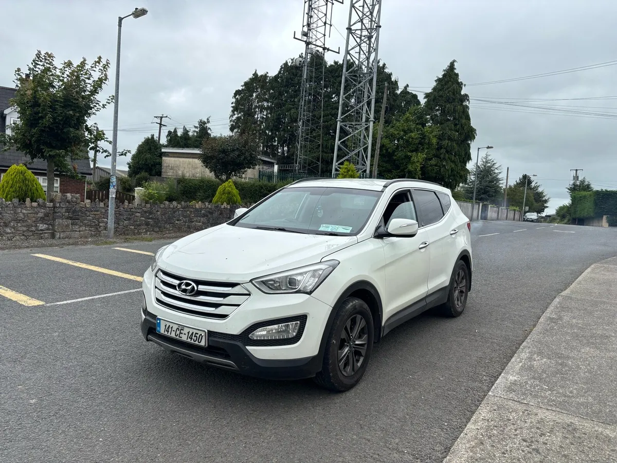 2014 HYUNDAI SANTA FE - Image 1