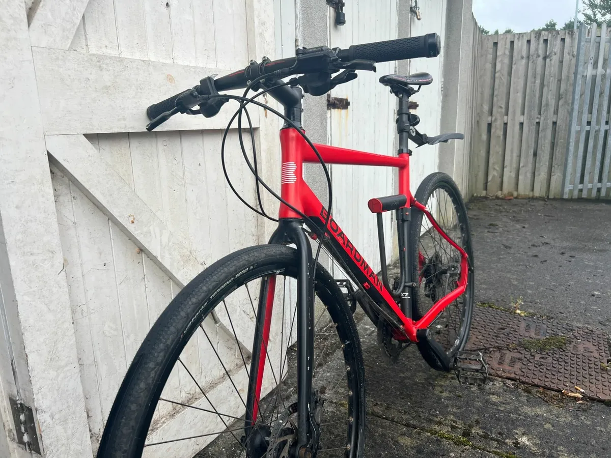 Bike Boardman HYB 8.6 + Lock, Stand PERFECT BUNDLE - Image 2