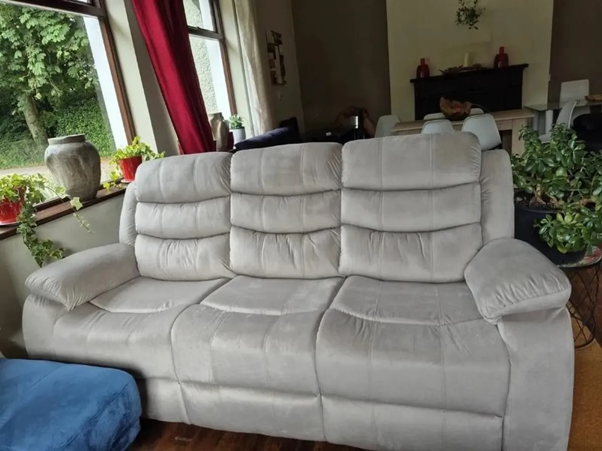 3 Seater Fabric Recliner Sofa Brown, brand new! - Image 1