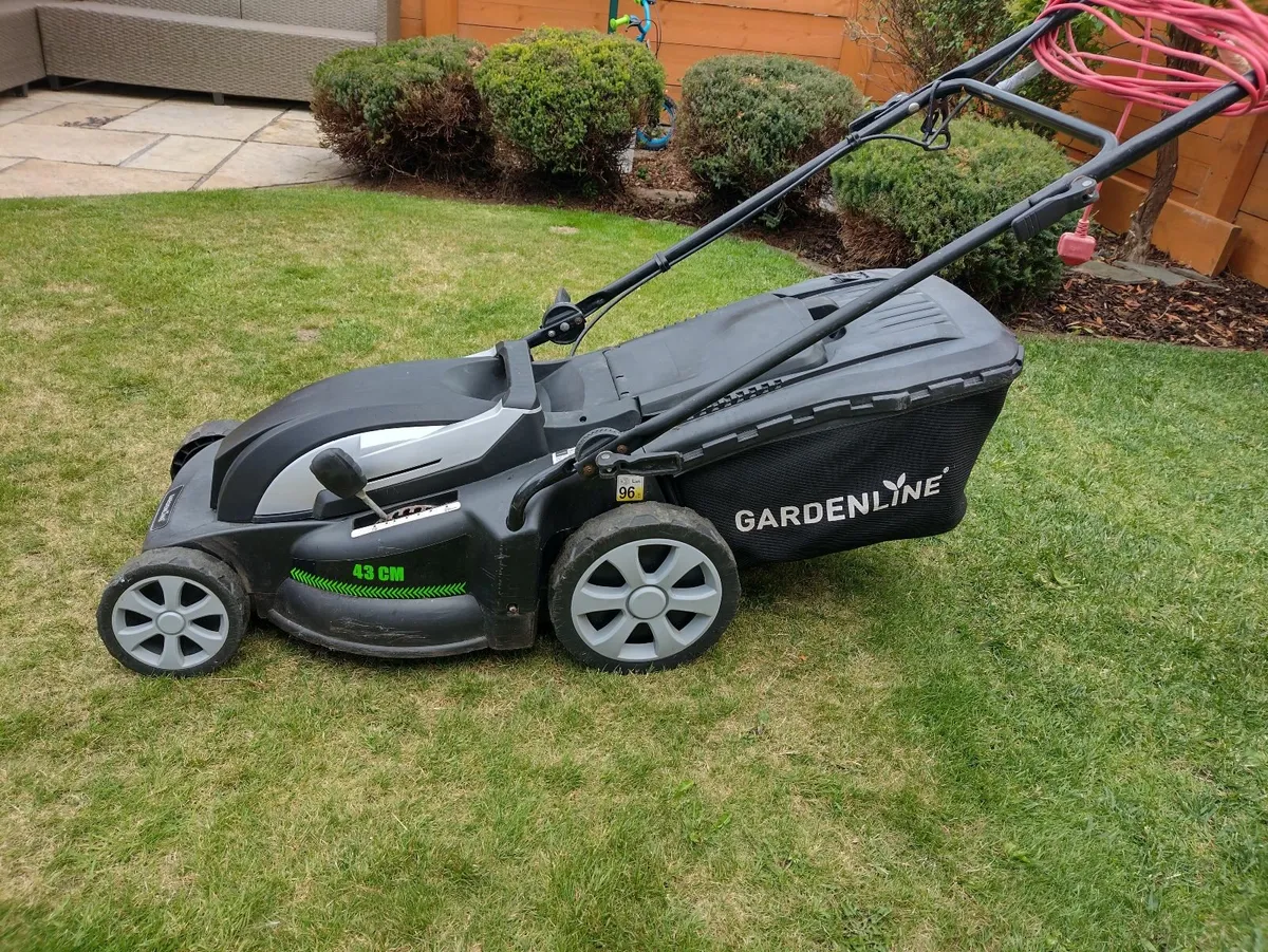 Electric lawnmower - Image 3