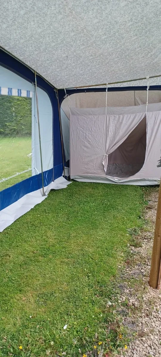 Caravan Awning: Apache Torino framed awning - Image 4