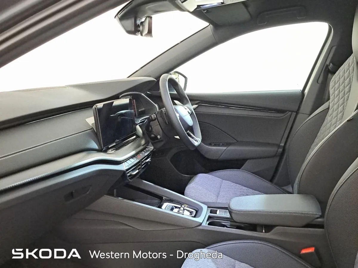 Skoda Octavia Sport 2.0tdi 150HP DSG - Image 4