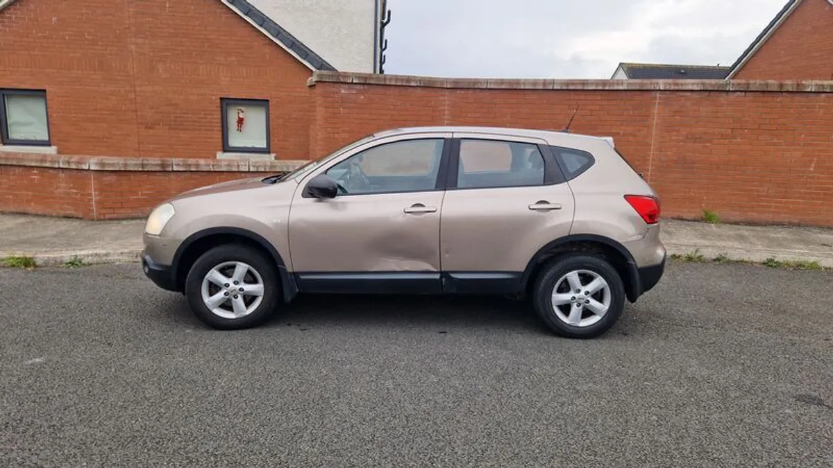 08 Nissan Qashqai 1.6 petrol nct and tax - Image 4
