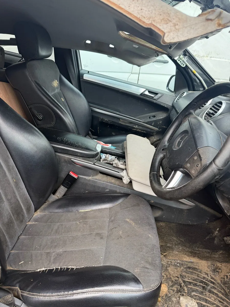 Merc ml320 - Image 2