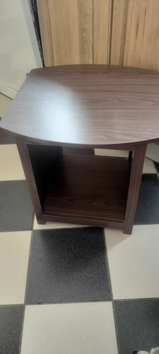 Two bedside tables / lockers - Image 2