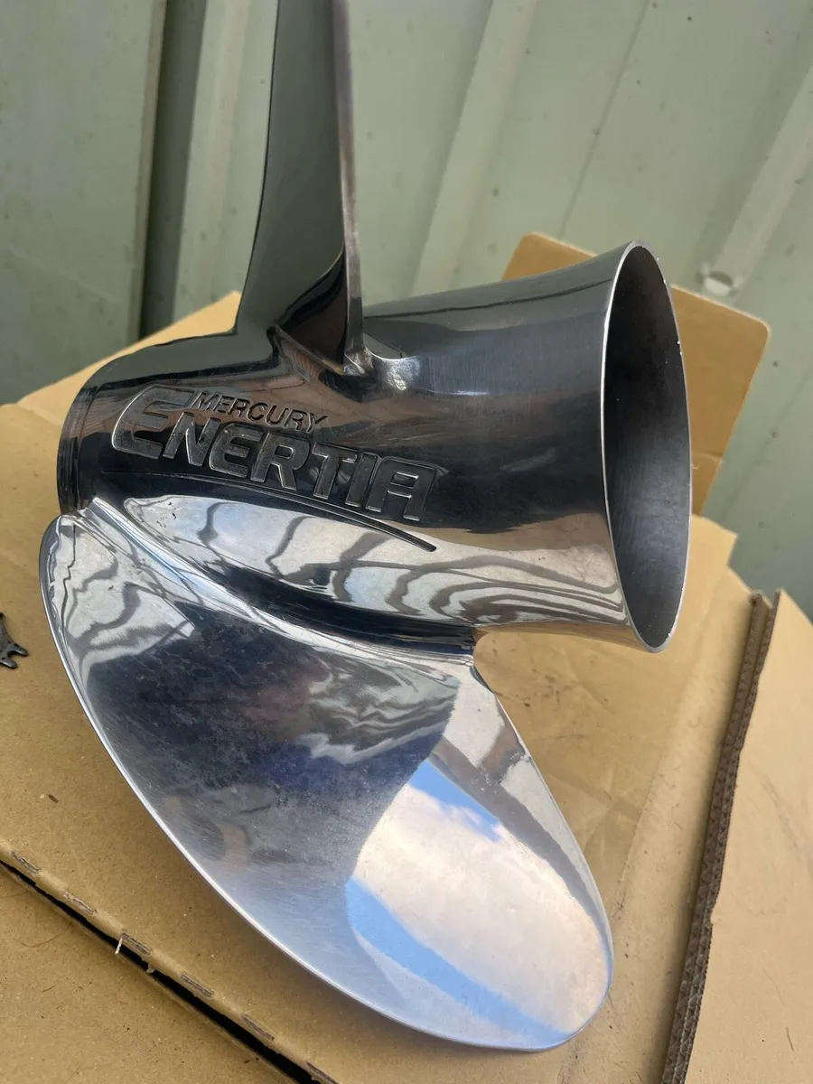 Mercury Enertia 14x19 pitch prop - Image 1