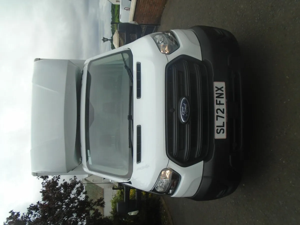 2022 Ford Transit 350 LUTON TAILLIFT TWINWHEEL - Image 2