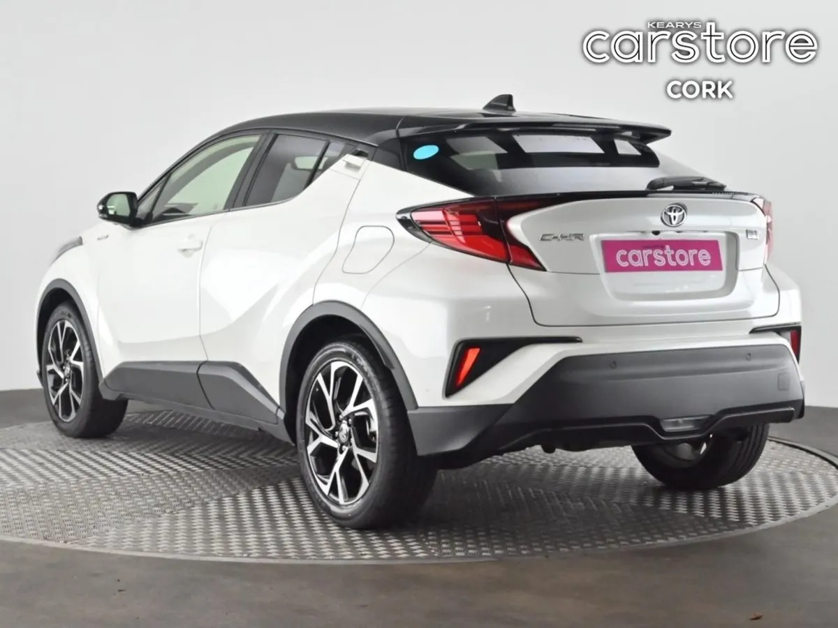 Toyota C-HR 1.8 Hybrid Auto - Image 4