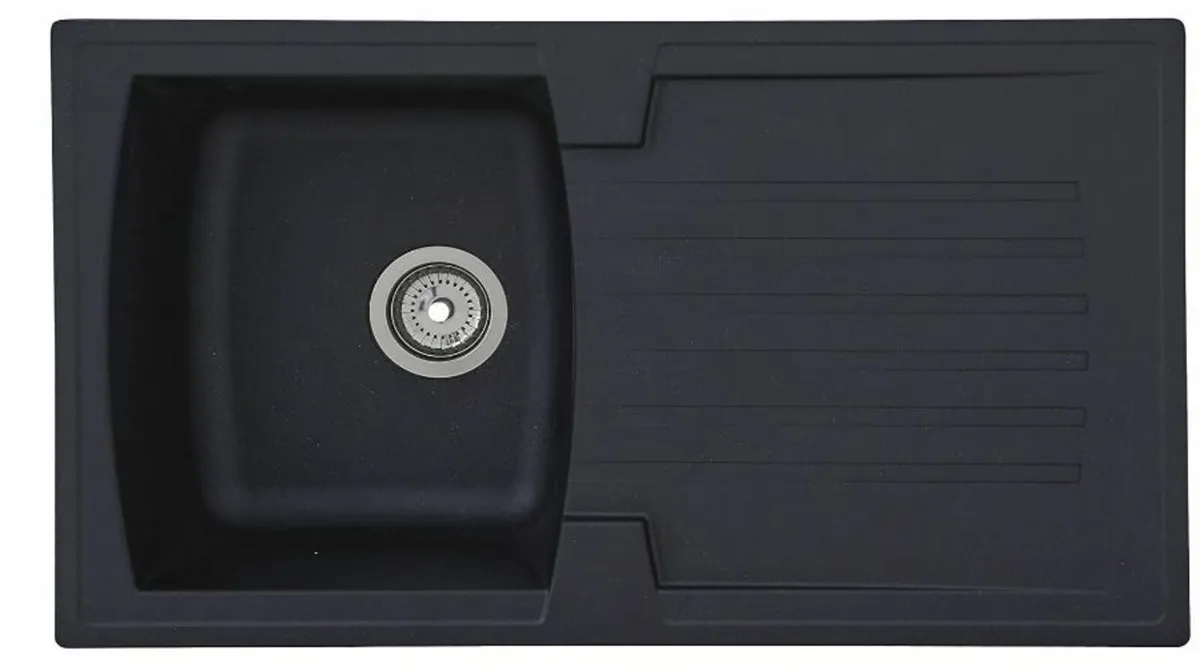 100 kitchen sink - Image 1