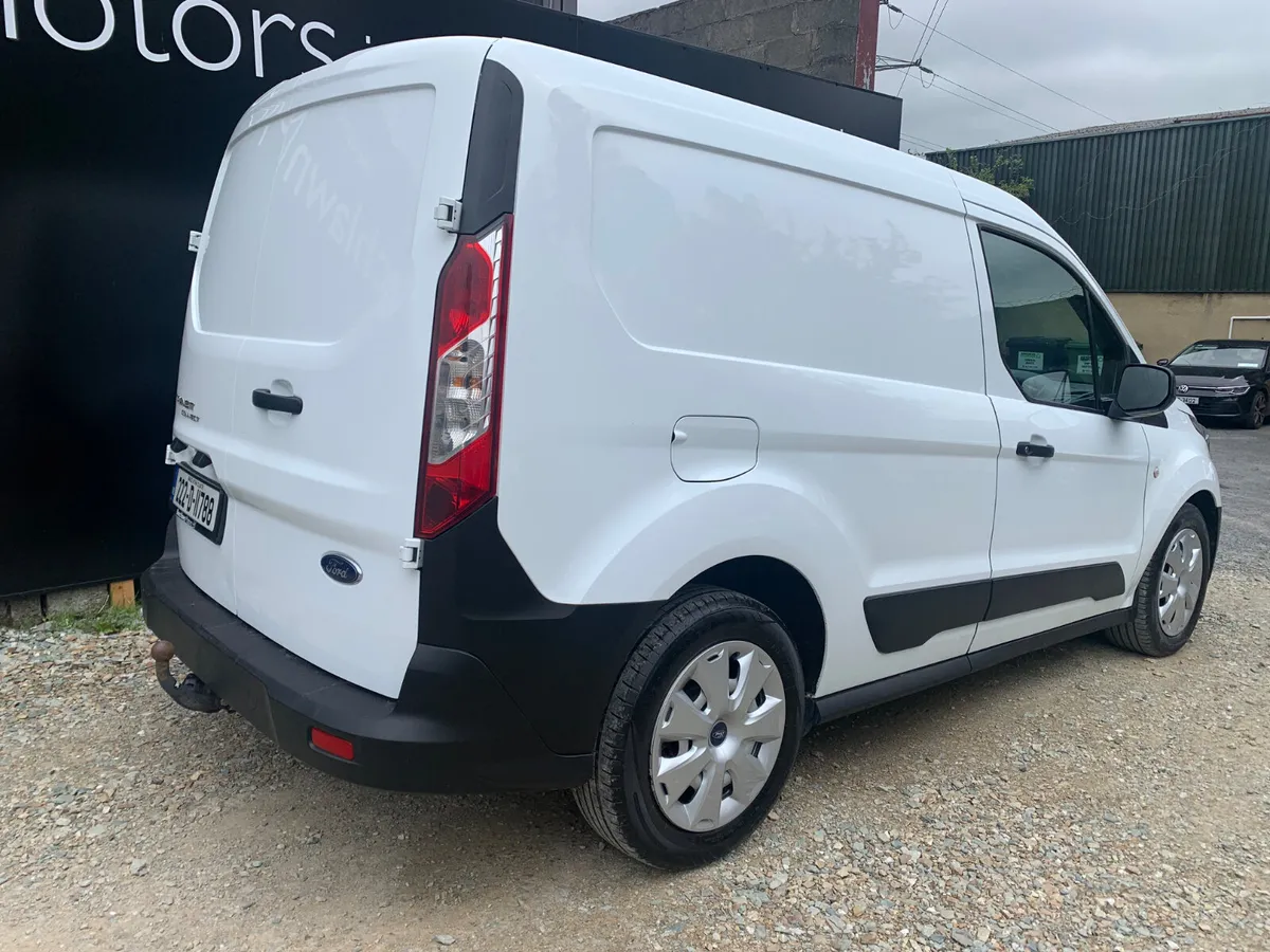 FORD TRANSIT CONNECT 1.5 TDCI 75PS SWB 3 SEATER - Image 3
