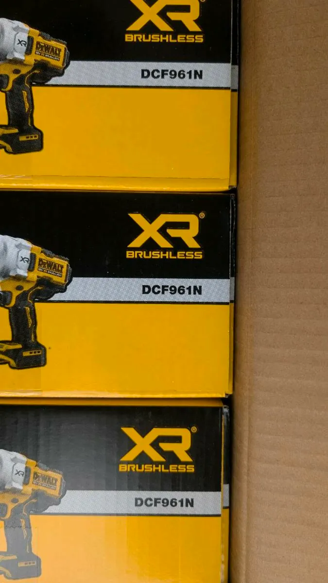 DeWalt 2372Nm High Torque Impact Wrench - New - Image 2