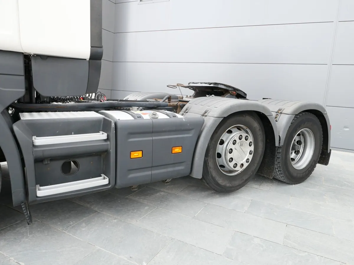 2015 Scania R450 Highline Cab 6x2 Auto - Image 4