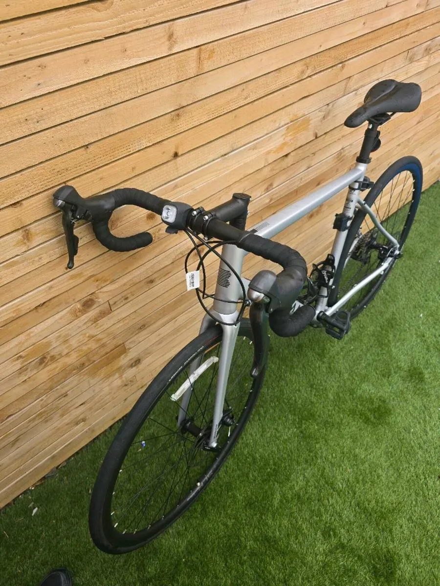 Boardman SLR 8.8 Mens Road Bike - Image 3