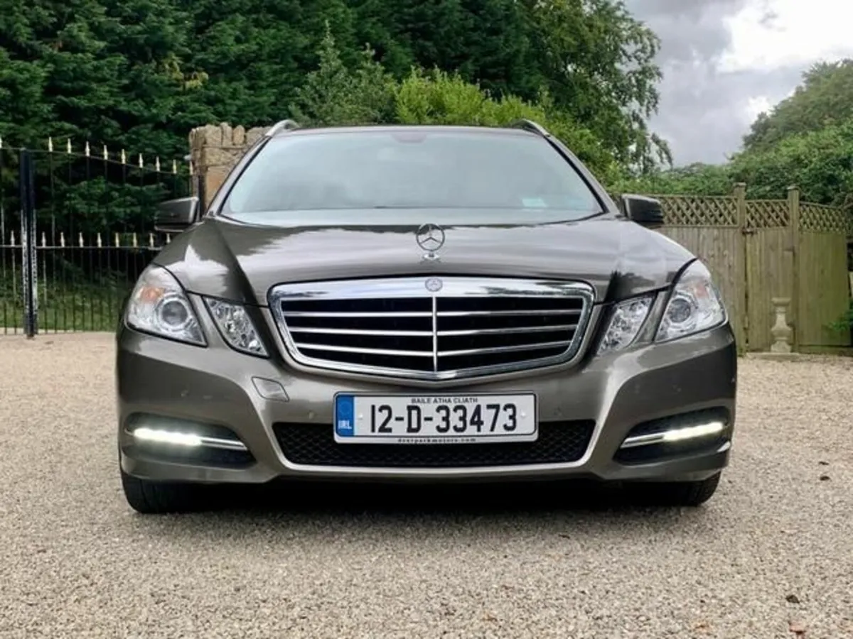 Mercedes-Benz E-Class 2012 E250 7 Seater - Image 3