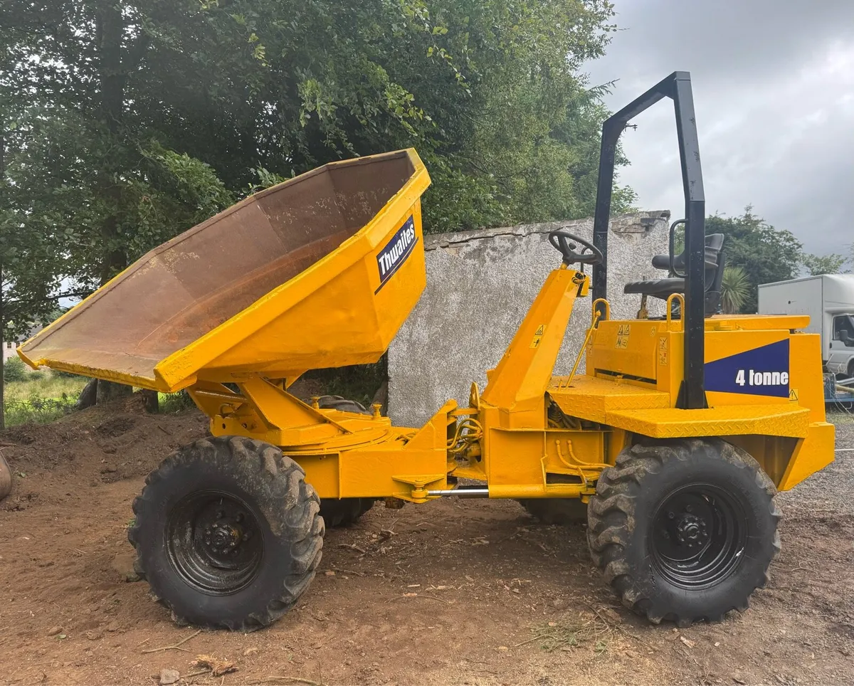 Thwaites 4 ton swivel dumper - Image 1