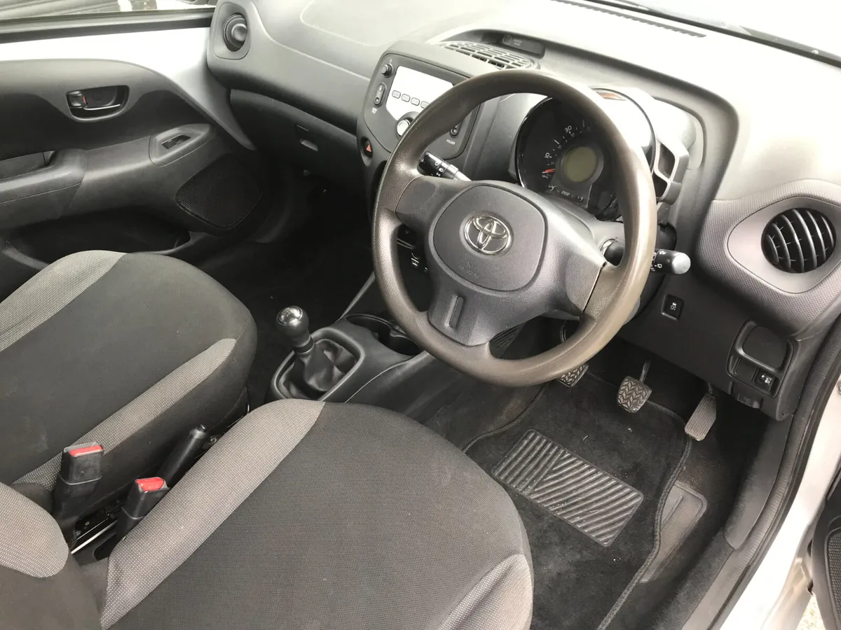 151 Toyota Aygo 1.0 L Petrol Nct &  Tax 3 Door... - Image 4