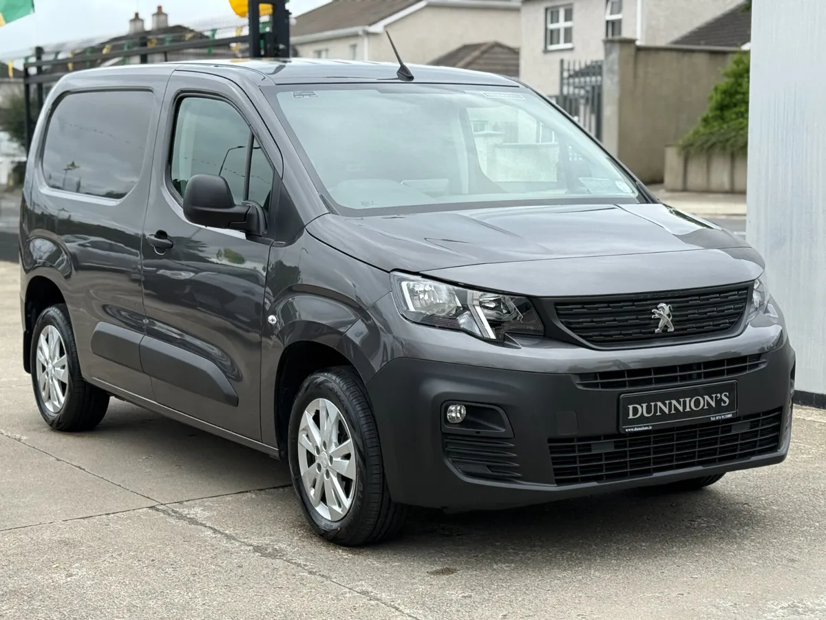Peugeot Partner, 2023, ACTIVE PLUS 1.5 BLUE 100PS - Image 1