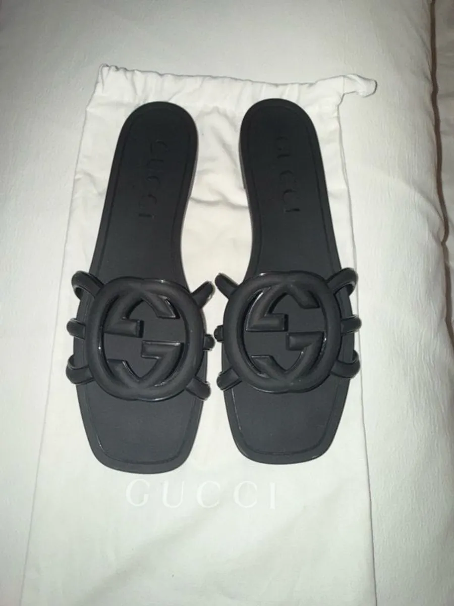 GENUINE Gucci Sandals - Image 2