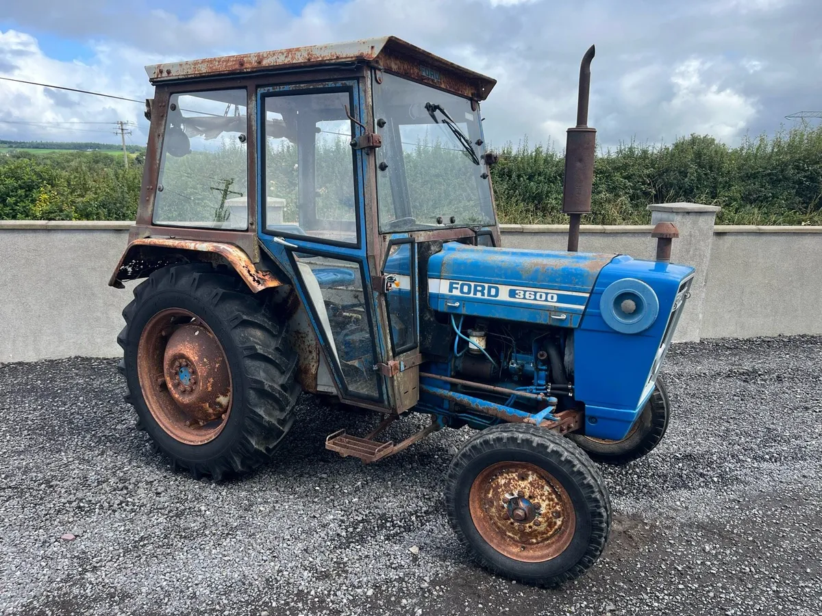 Ford 3600 - Image 2
