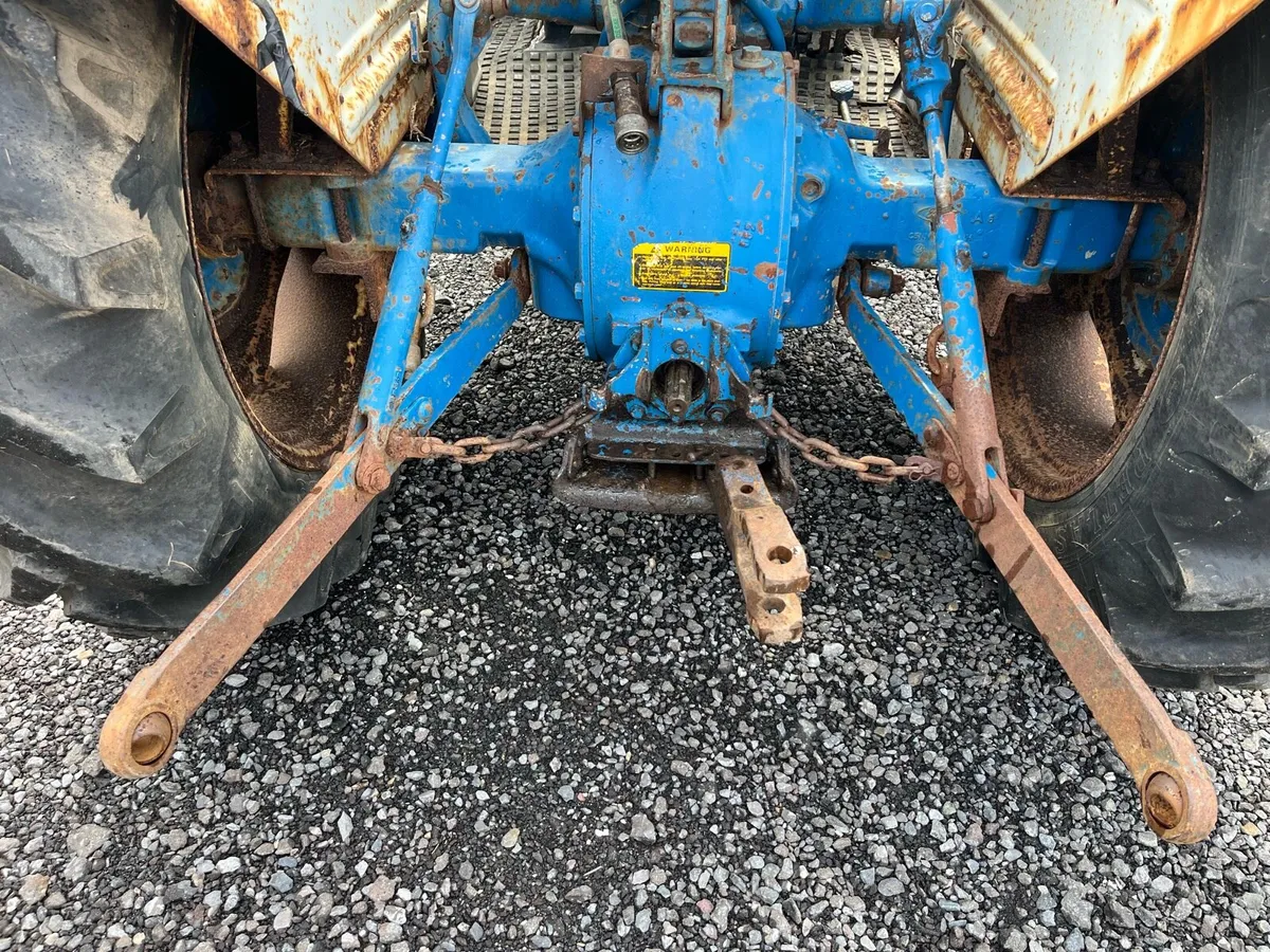 Ford 3600 - Image 3