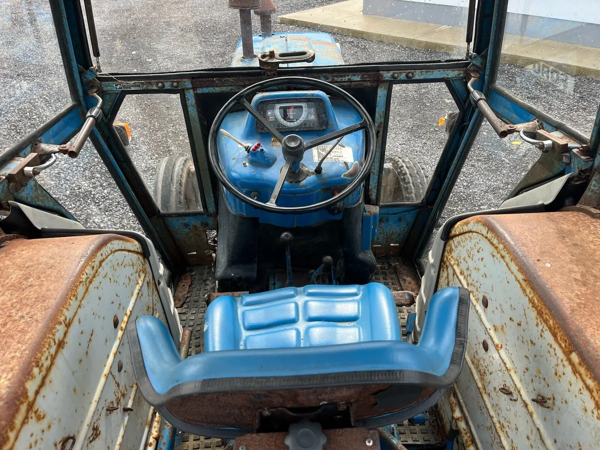 Ford 3600 - Image 4