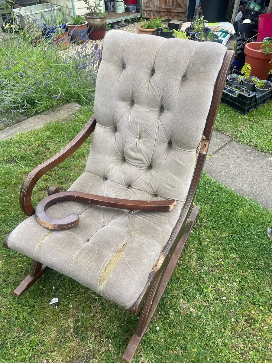 Rocking chair - Image 1