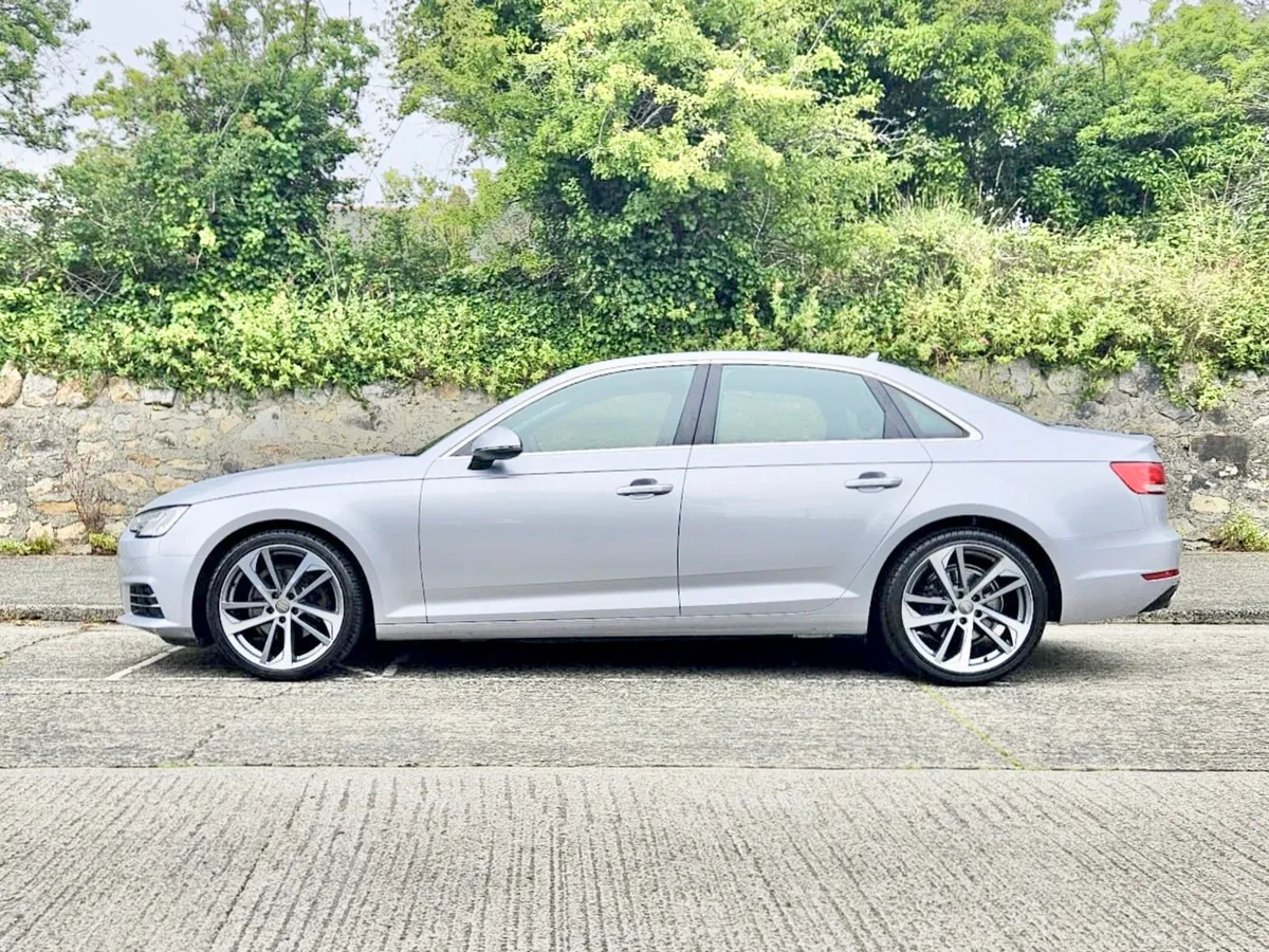 Audi A4 2018!!! LEATHER!!!AUTO!!!! - Image 4