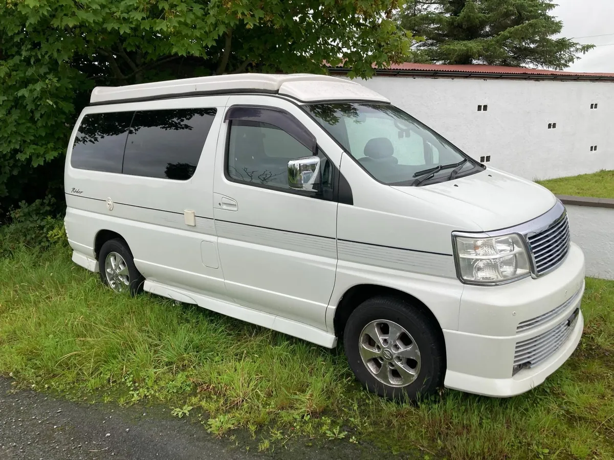 NISSAN ELGRAND 3L DIESEL 4x4 - Image 1