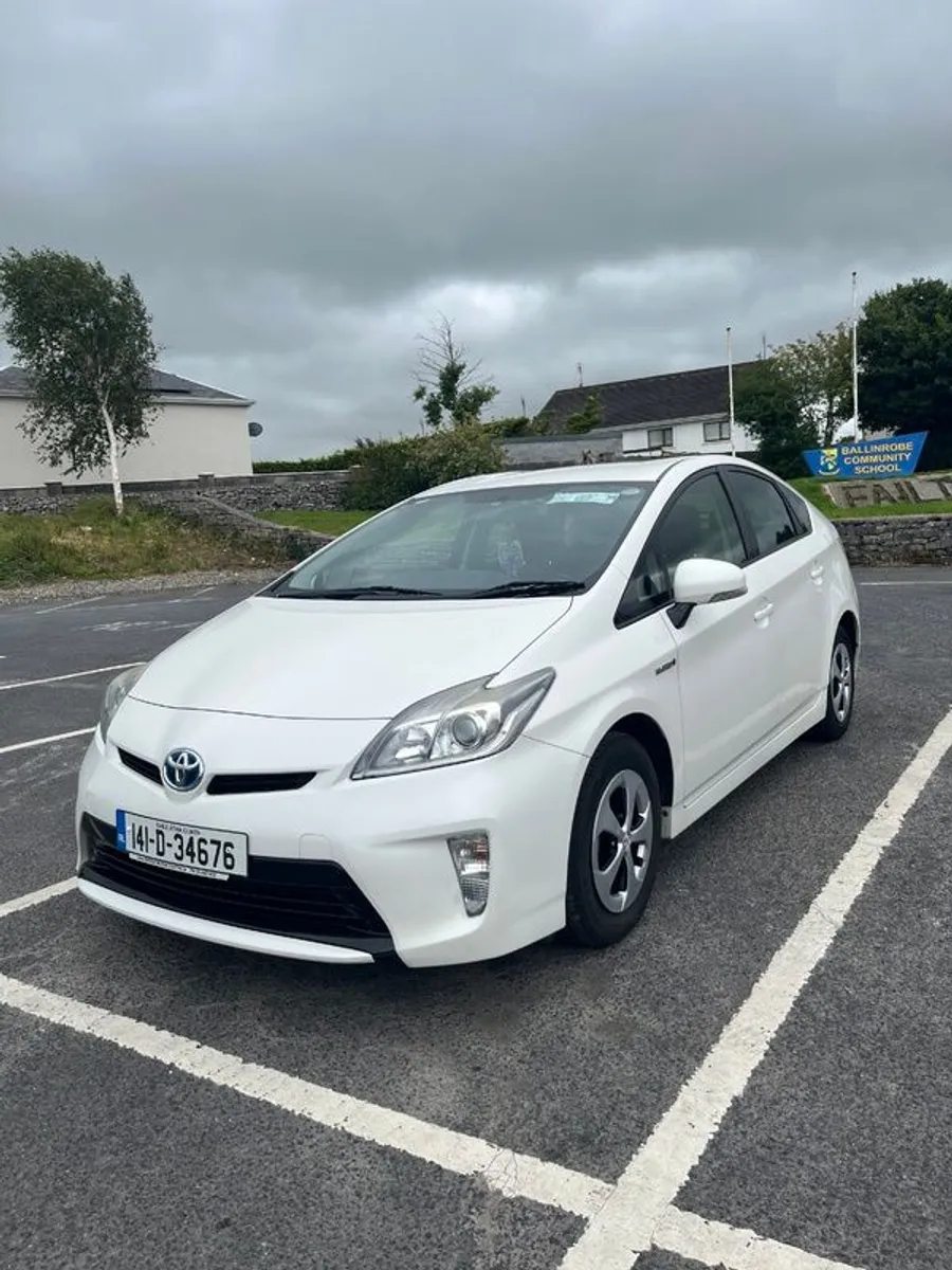 2014 Toyota Prius - Image 1