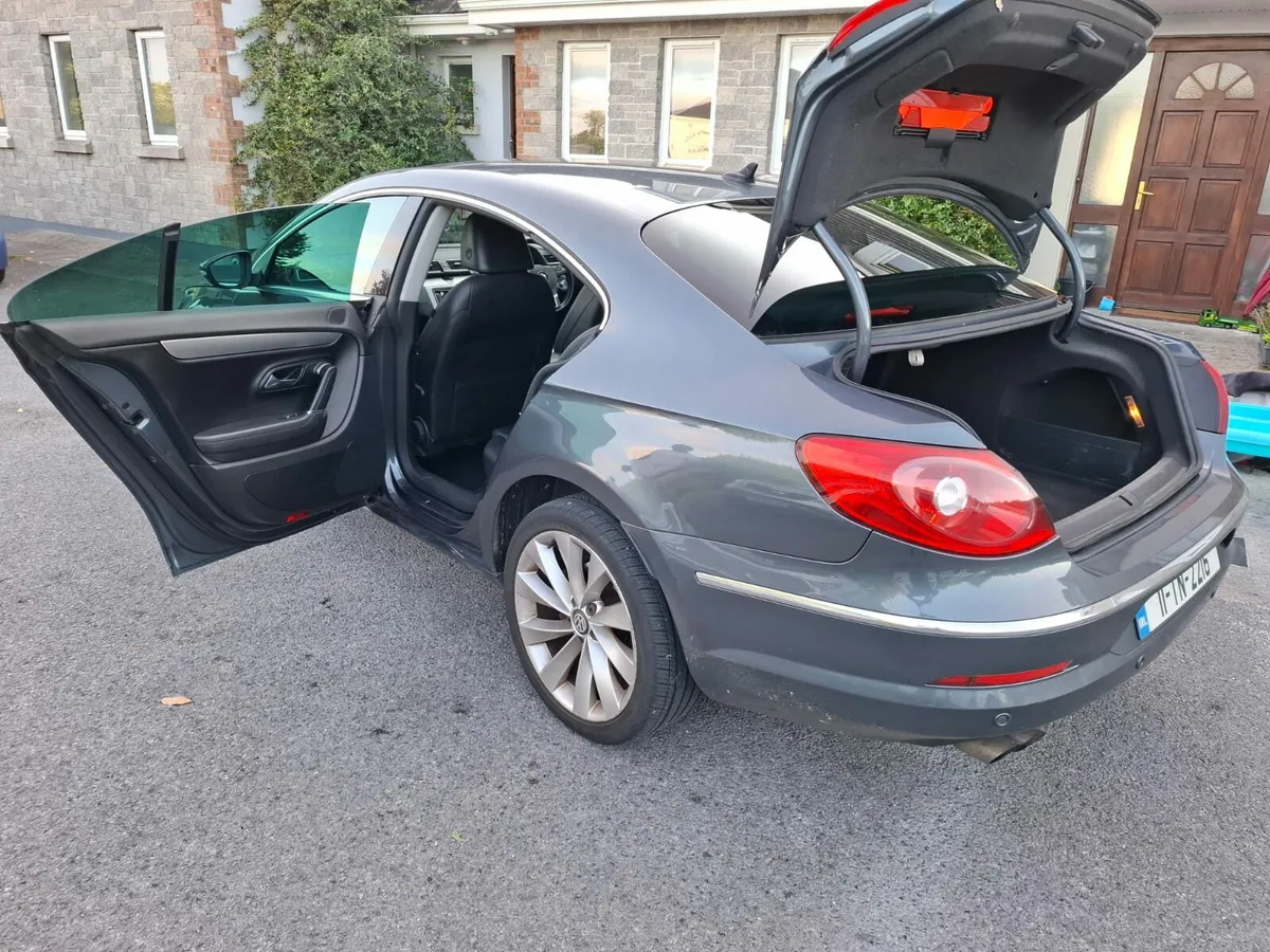 Passat Saloon 1.5 TDi CC Manual - Image 2